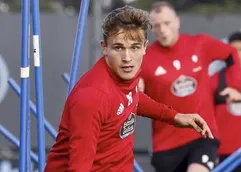 موانع اداری، شانس اکرت برای جام جهانی را تهدید می‌کند