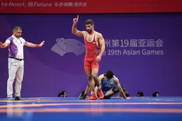 فیلم کامل کشتی یونس امامی در نیمه نهایی | صعود نفس&zwnj;گیر یونس امامی به فینال