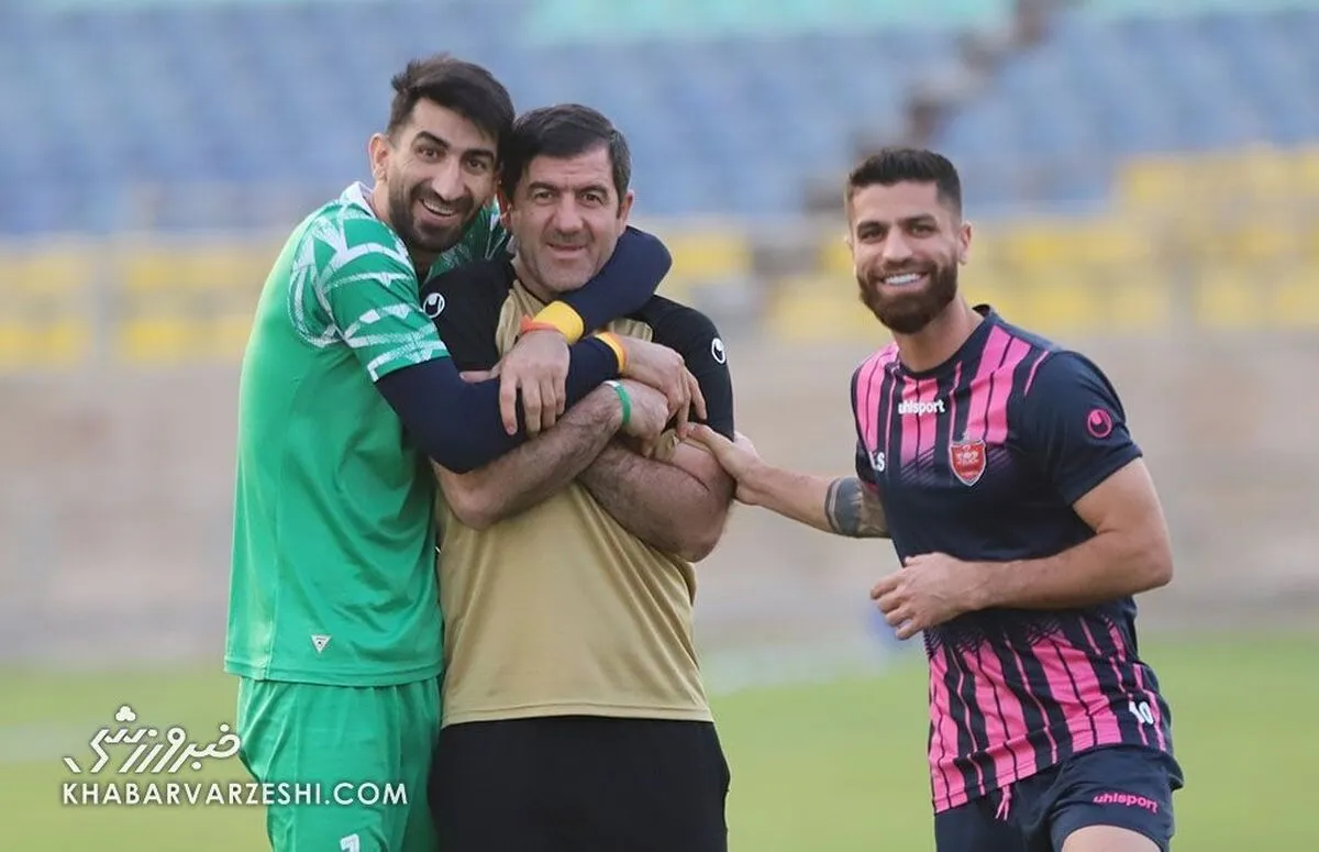 حمایت کریم باقری از تتلو