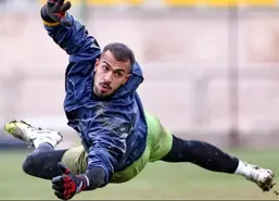 تمرینات اختصاصی رفیعی در تعطیلی لیگ؛ چشم&zwnj;انتظار بازگشت به تیم