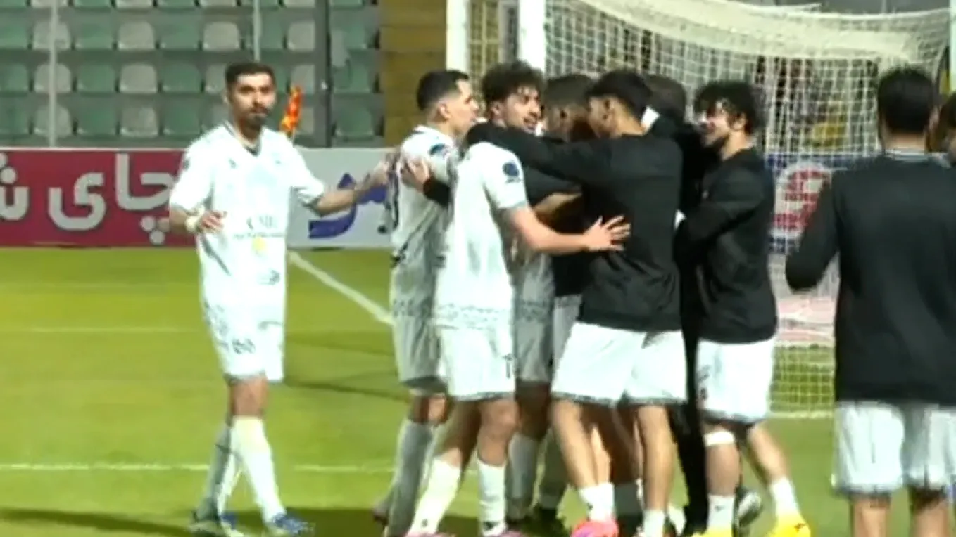 گل دوم چادرملو به خیبر توسط حبیبی&zwnj;نژاد