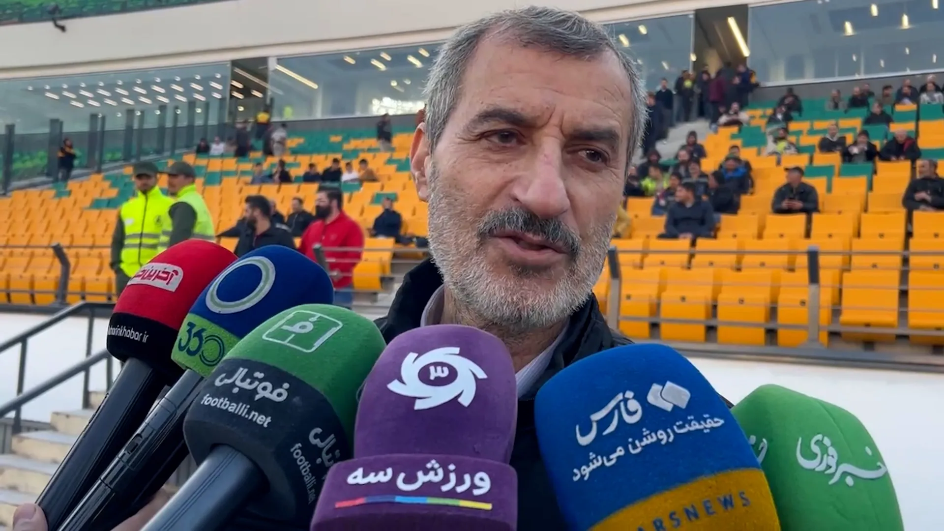 مایلی&zwnj;کهن: مشکل هاشمیان، حرفه&zwnj;ای بودن اوست