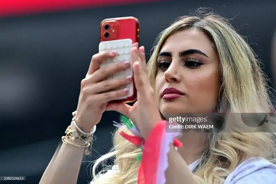 هواداران تیم ملی ایران در دیدار مقابل بلژیک