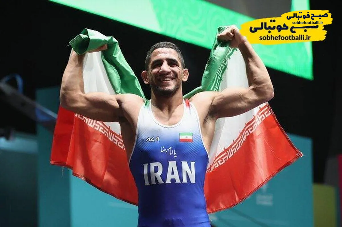 رحمان عموزاد؛ ملی&zwnj;پوش ایران در وزن ۶۵ کیلوگرم به صدر جهان رسید