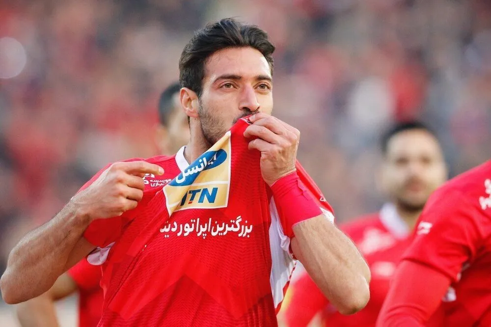 شجاع خلیل&zwnj;زاده بالاخره عذرخواهی کرد