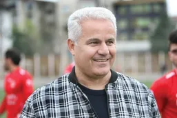 کنایه سنگین پیوس به هاشمیان:هاشمیان ۱۵ بازیم برا پرسپولیس انجام نداده