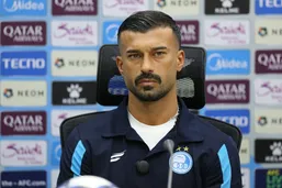 بی&zwnj;توجهی رامین رضاییان به جشن پیروزی استقلال مقابل الوحدات؛ احتمال نارضایتی از نیمکت&zwnj;نشینی؟