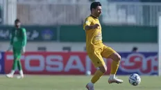 تصویر خبر یک گل خورده در ۵ بازی برای تراکتور؛ بیرو منتظر لغزش پیام و فرزین