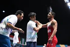 تصویر خبر فیلم کامل کشتی های رحمان عموزاد؛ در بازی&zwnj;های کشور&zwnj;های اسلامی