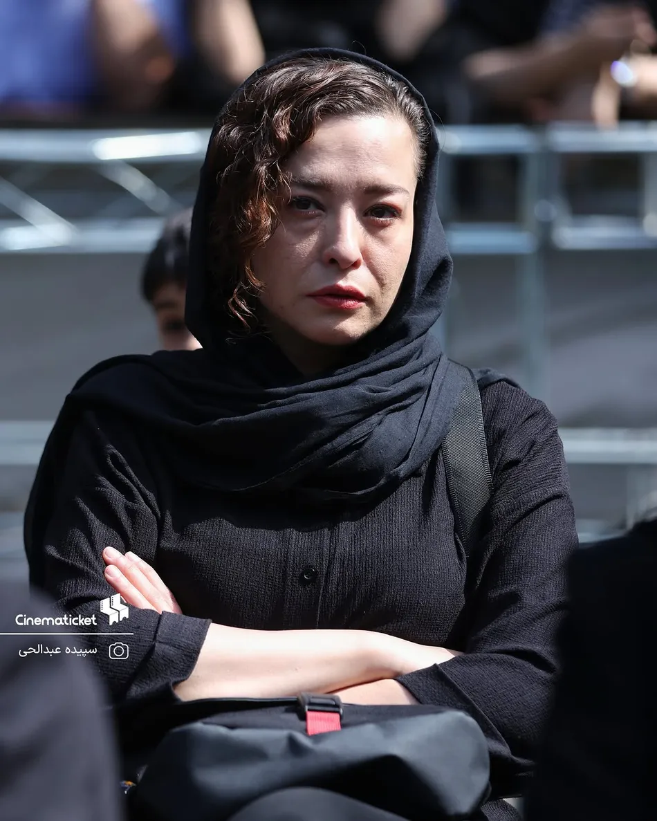 هنرمندان در مراسم تشییع اکبر عبدی