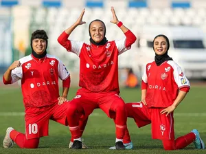 خلاصه بازی پرسپولیس ۲-۱ استقلال؛ اولین دربی تاریخ فوتبال زنان قرمز شد! + ویدئو
