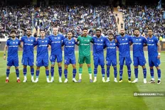 تصویر خبر طرح موزائیکی هواداران استقلال پیش از شروع بازی با صنعت نفت