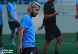 مهدی قایدی بار دیگر با لباس آبی