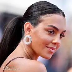 تصویر خبر واقعیت&zwnj;هایی که جورجینا رودریگز پنهان می&zwnj;کند؛ از پدر قاچاقچی کوکائین تا امیال عجیب جنسی رونالدو