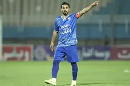 اخراج ۲ استقلالی به&zwnj;دلیل اعتراض به مسائل مالی