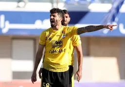 یک سال حبس برای ستاره جنجالی سپاهان!