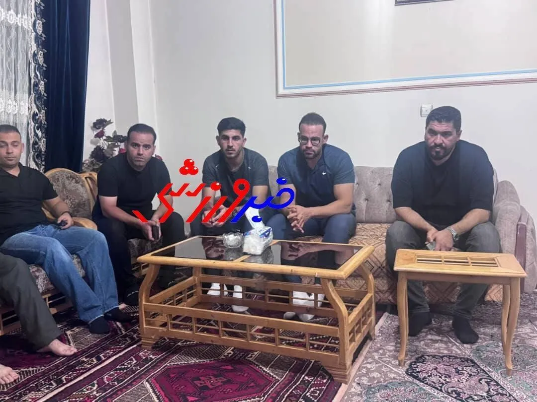 حضور بازیکن پرسپولیس در منزل الهه حسین&zwnj;نژاد