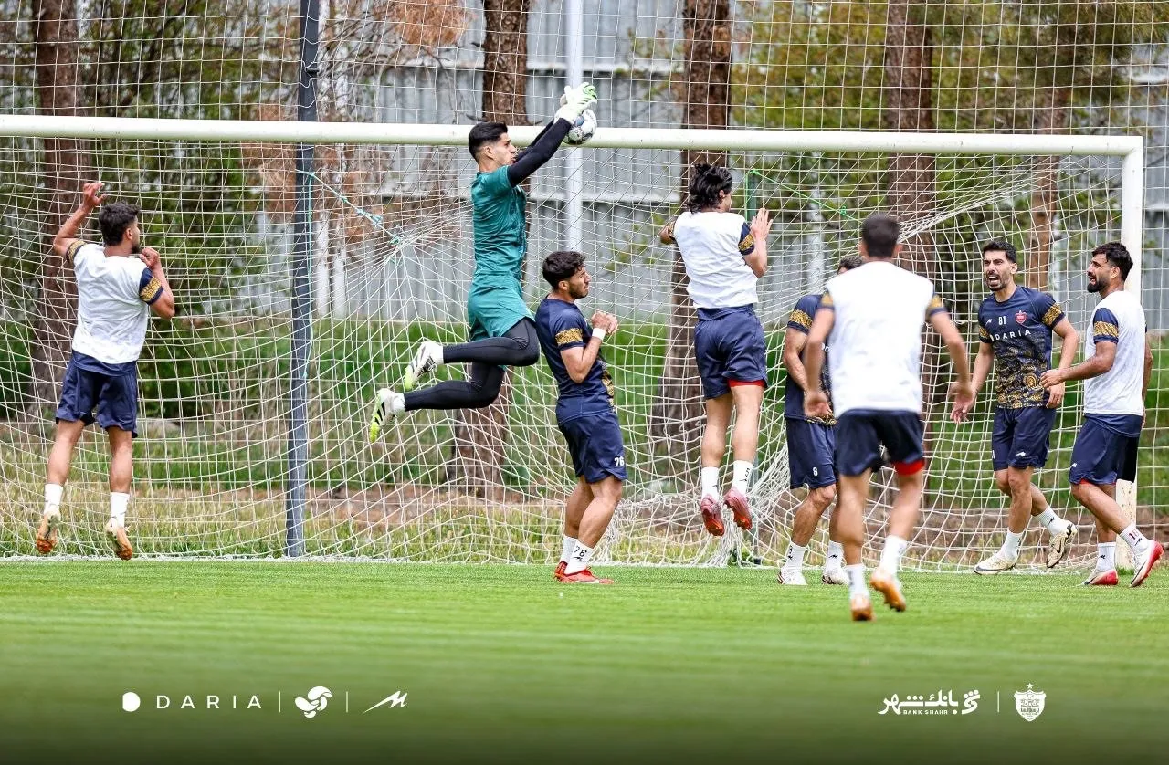 تمرین پرسپولیسی ها زیر نظر کریم باقری