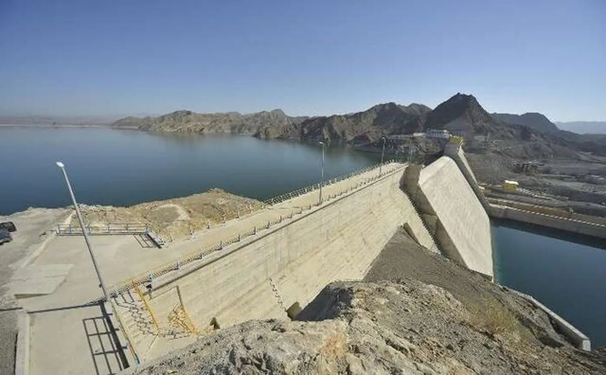 آب سدها از نصف کم&zwnj;تر شد