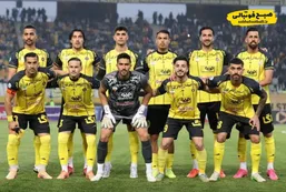 سپاهان با یک بازی کمتر، صدر جدول را در دست گرفت