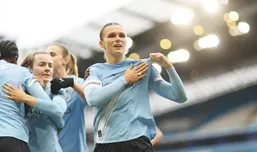 زنان منچسترسیتی ۳-۰ زنان منچستریونایتد؛ زن و مرد ندارد، منچستر در این مقطع آبی است