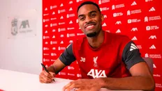 تصویر خبر رسمی؛ قرارداد رایان خرافنبرخ با لیورپول تمدید شد