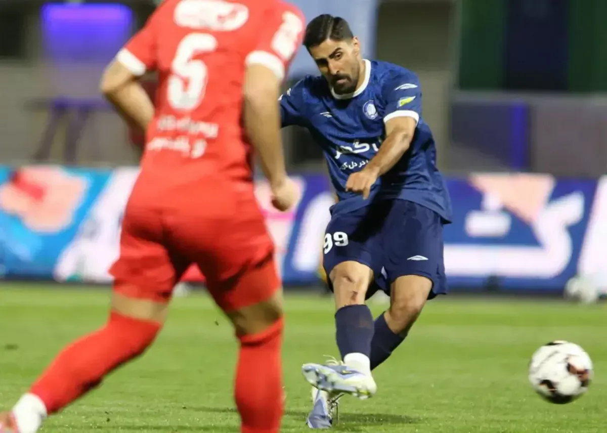 شلیک&zwnj;های غیرمنتظره علیه پرسپولیس؛ اولین دبل زندگی لطیفی&zwnj;فر با دو سوپرگل تماشایی