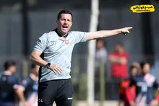 تصویر خبر سرمربی پرسپولیس خواستار جذب فوری بازیکن شد/ توقع قهرمانی نداشته باشید