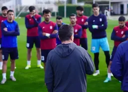 قلعه&zwnj;نویی تعطیلی لیگ را به تاراج برد / شبیه&zwnj;سازی مسابقه در دل اردو با دو تیم جداگانه