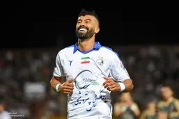 پیراهن رامین به بازیکن ایرانی افغانستان رسید