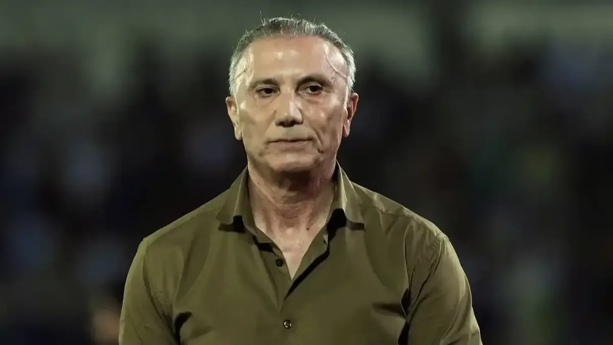 مقایسه جالب نتایج هاشمیان و درخشان در ۵ بازی نخست با پرسپولیس