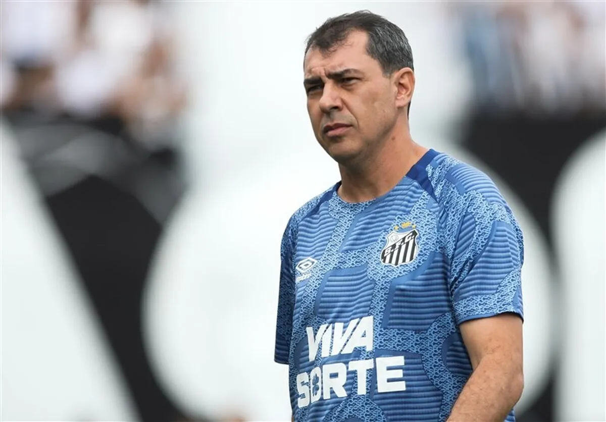 گزینه عجیب و جدید سرمربی استقلال میشود