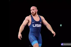 تصویر خبر دستگیری قهرمان کشتی جهان و المپیک در خانه فحشا