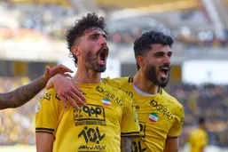 محمد دانشگر قراردادش با سپاهان را تمدید کرد