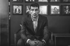 تصویر خبر آقای بیرانوند!مدرک دکترا هم شمارا با سواد نکرد