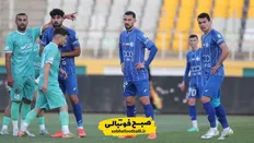 تصویر خبر آزادی؛ مهاجمی که فقط در زمین حضور دارد بدون کارایی!