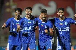 فلاحت&zwnj;زاده: استقلال باید بمب خود را از پرسپولیس می&zwnj;آورد