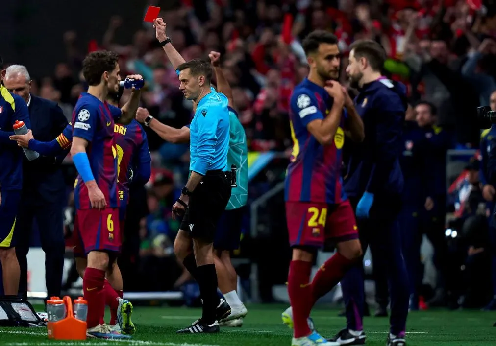 بازی  بارسلونا در مرحله یک&zwnj;چهارم نهایی لیگ قهرمانان اروپا مقابل اتلتیکومادرید 