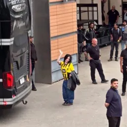 بیلی آیلیش با کیت دورتموند