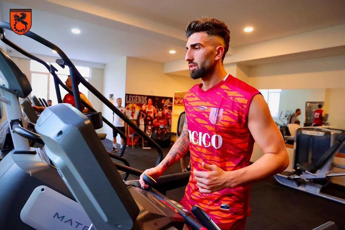 پرسپولیس با مدافع سابق خود وارد مذاکره شد