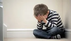 تصویر خبر کودکان را در معرض اخبار ناگوار قرار ندهید