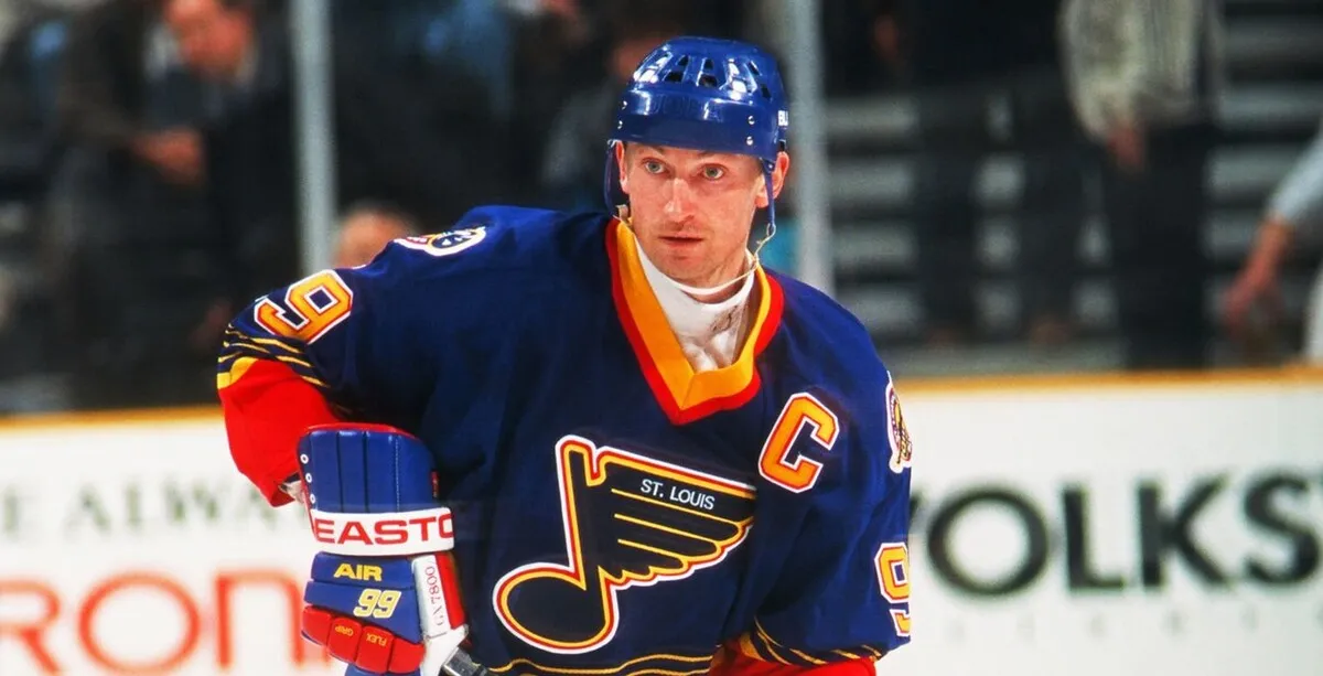 آشنایی با وین گرتزکی، آقای برجسته هاکی روی یخ جهان؛ از پیست یخی حیاط منزل تا شوت&zwnj;های خوش ریتم