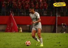 تصویر خبر مهاجم سابق پرسپولیس قراردادش با آویسپا فوکوکا را تمدید کرد