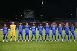 لشکر غایبان استقلال مقابل فجرسپاسی هفته ۲۲ لیگ برتر