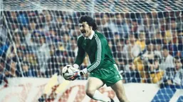 مردی که به تنهایی مانع از قهرمانی بارسا شد!