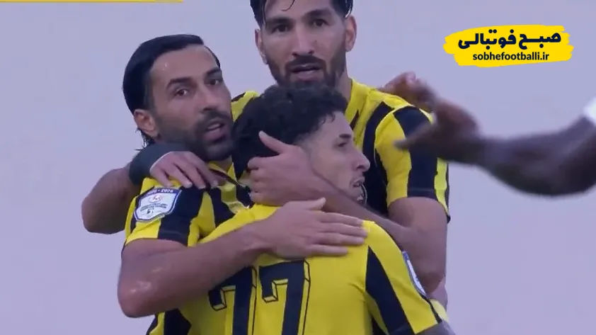 خوشحالی شهریار مغانلو و سامان قدوس پس از گل برای اتحاد کلباء