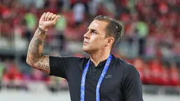 کاناوارو سرمربی ازبکستان شد