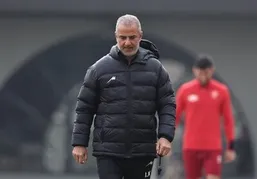 اتفاقات رختکن باعث تعویض ۳ بازیکن پرسپولیس شد!