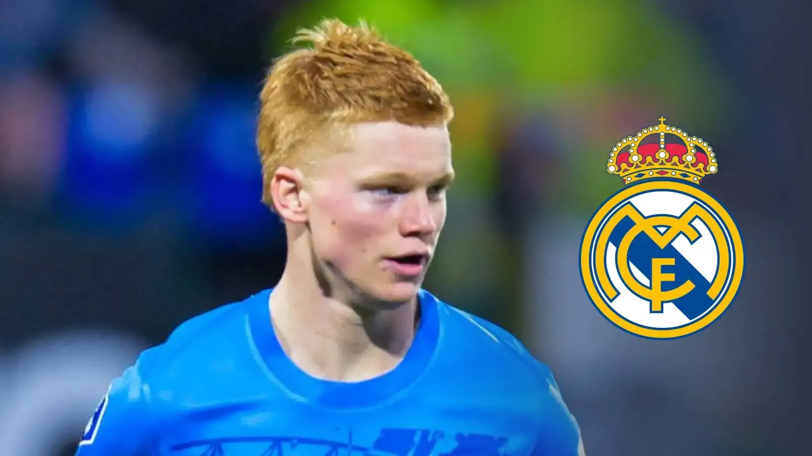 کیس اسمیت ستاره آلکمار در کنار لوگو رئال مادرید
