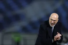 تصویر خبر واکنش تند سرمربی سابق استقلال به حملات اسرائیل